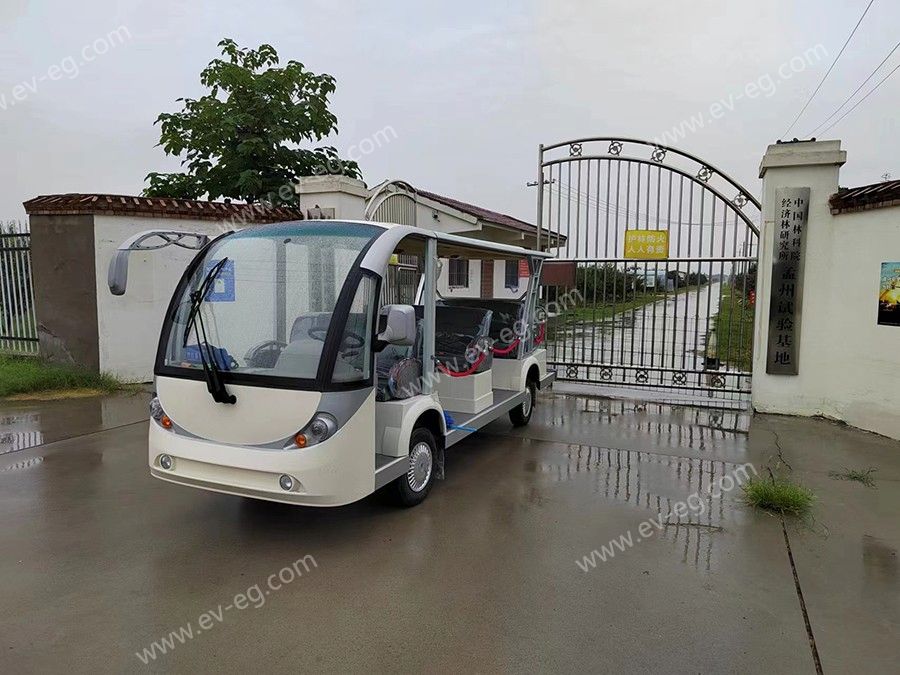 中林科院孟州试验基地交车.jpg